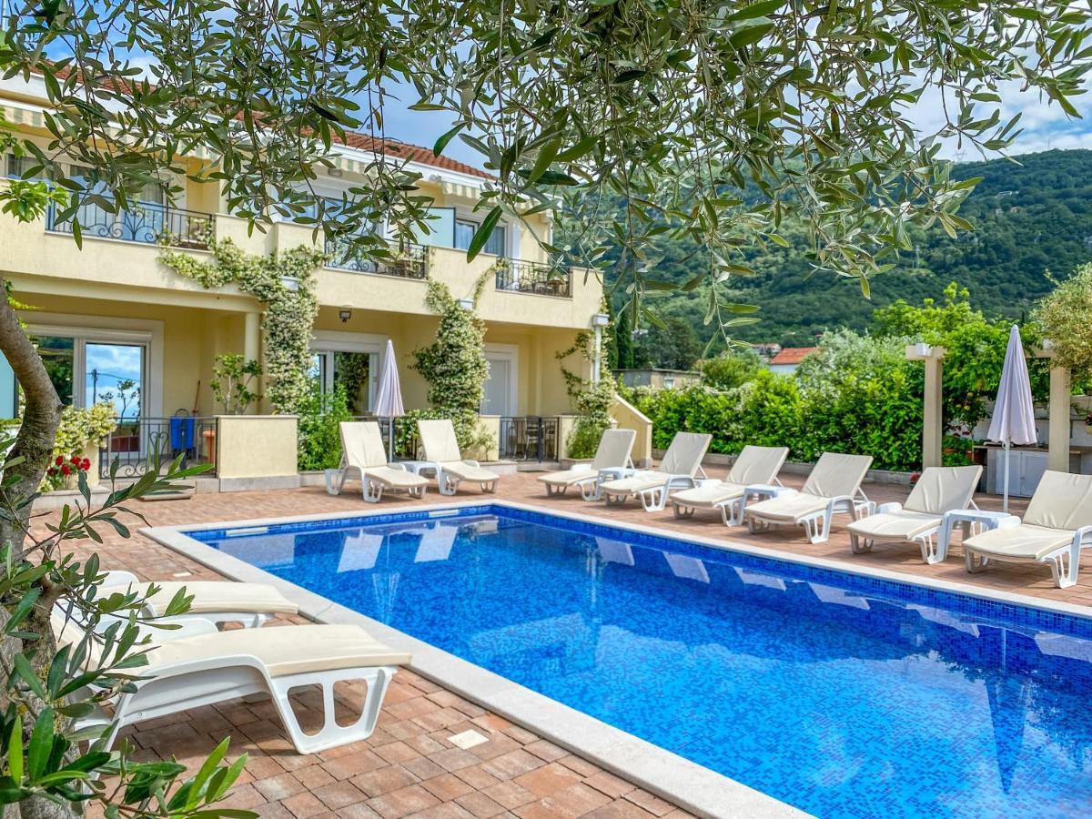 Luxurious Aria Budva